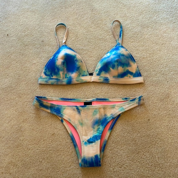 TRIANGL Bibi Luna Tie Dye Bikini Top Bottom Set - Picture 1 of 7